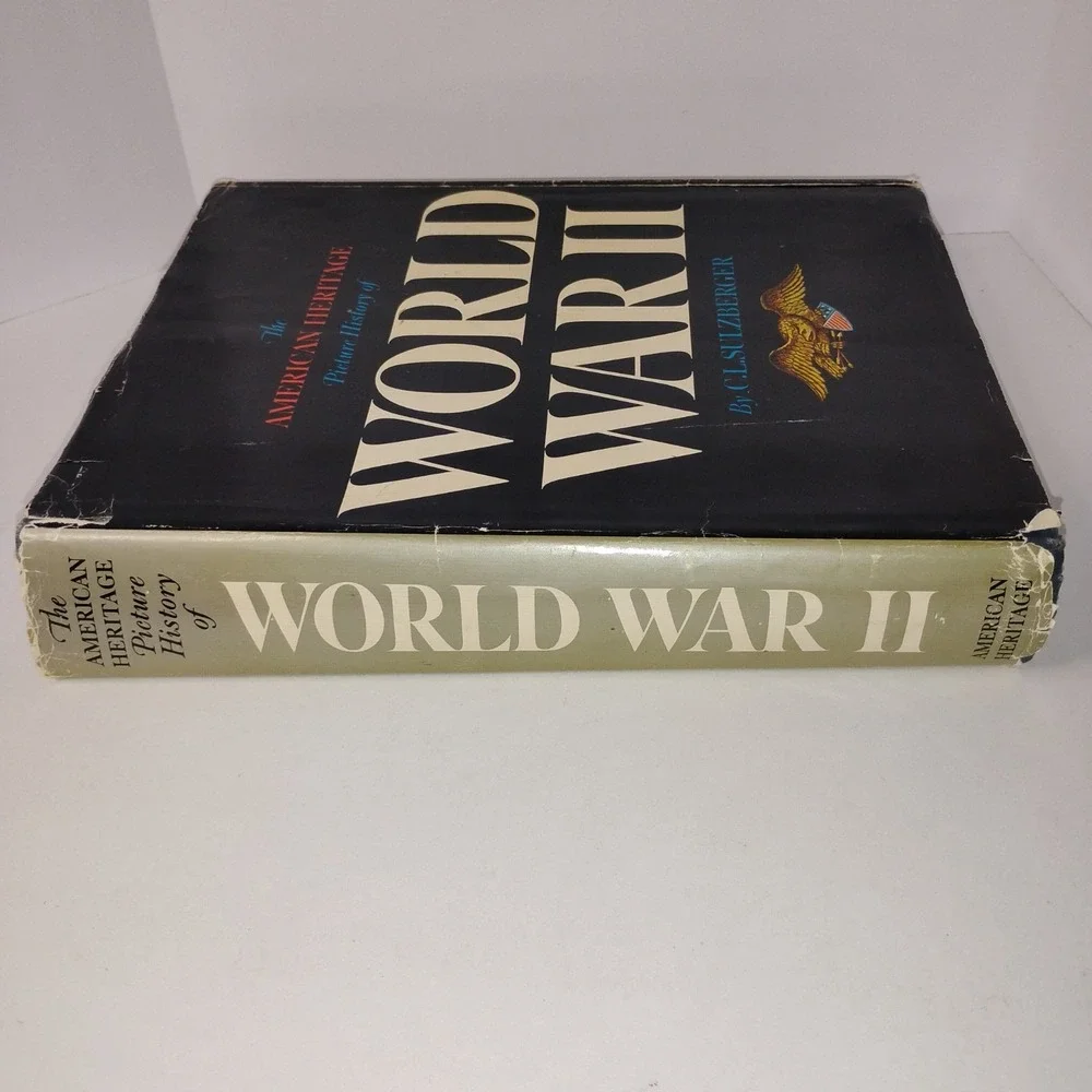 American Heritage Picture History of WWII‎ by Sulzberger ( 1966 )